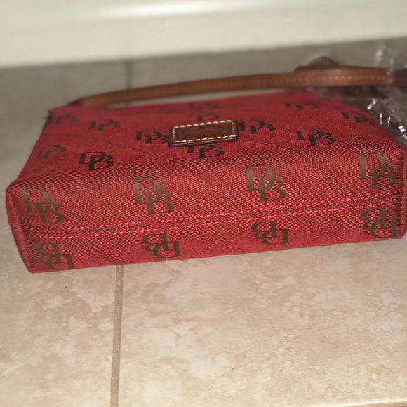 HP 🏆 NEW - Dooney & Bourke Crossbody Pouchette - Picture 2 of 4
